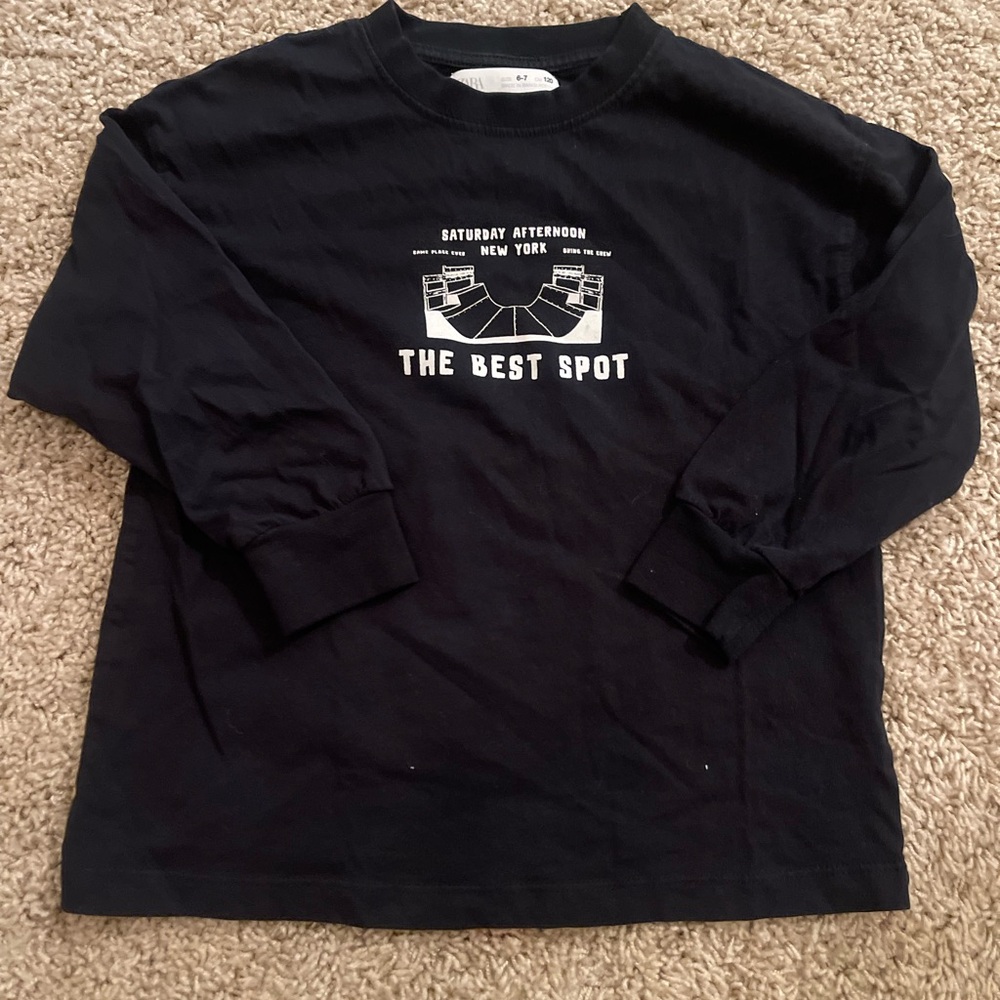 Zara Boys Black Long Sleeve Graphic Tee with White Print Sz 6-7